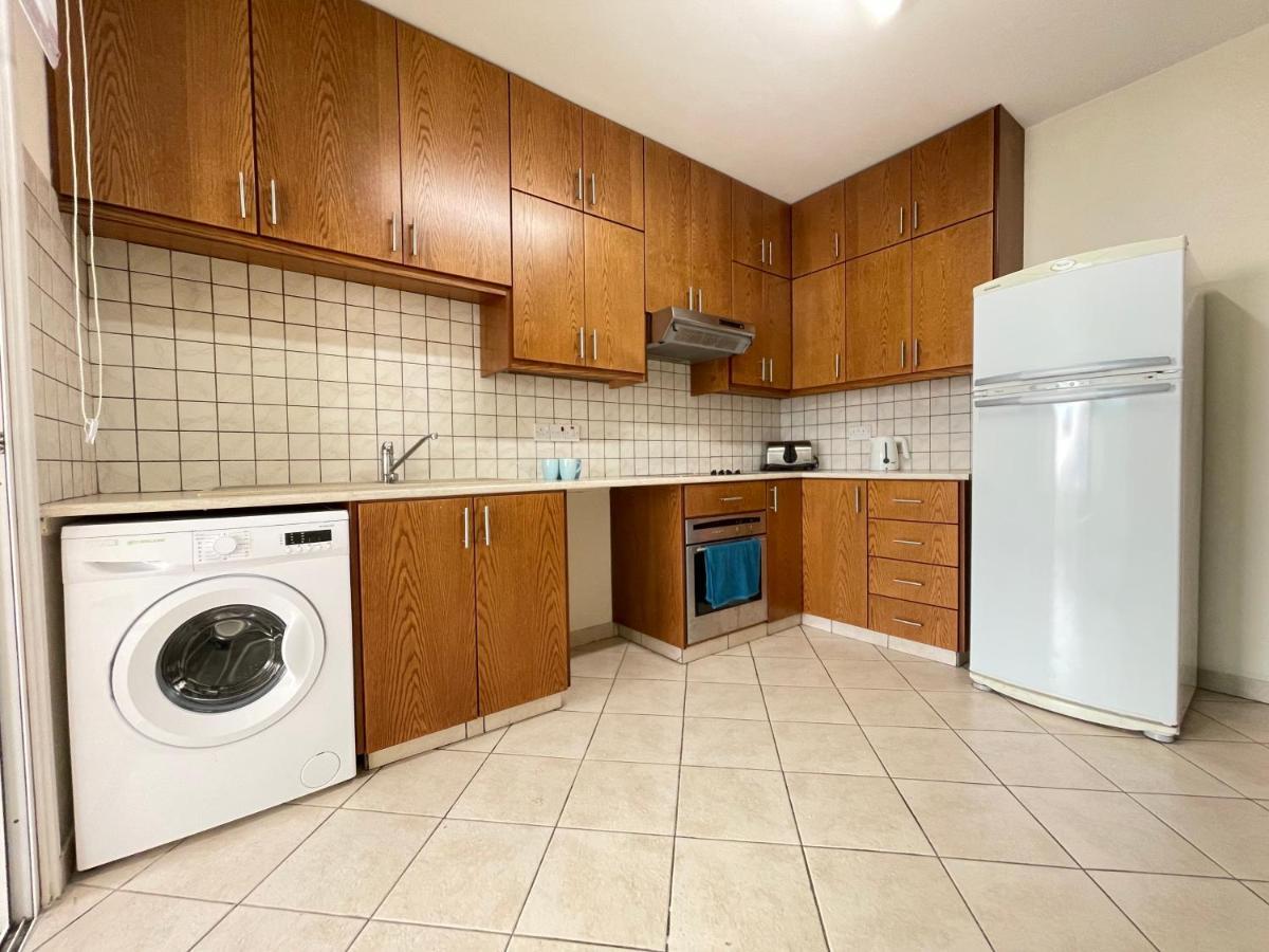 Anastasia Holiday Apartment Larnaca Ngoại thất bức ảnh